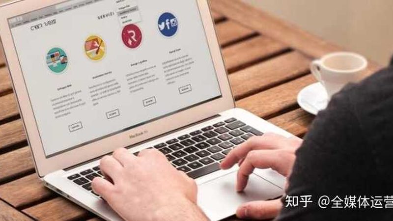餐饮行业用小程序还是APP好？从技术角度深度解析